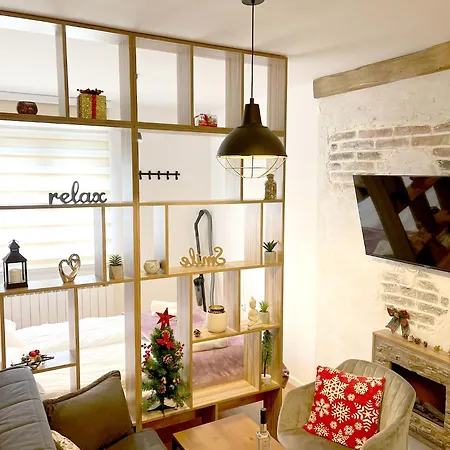 Npl Gorstak Apartment *